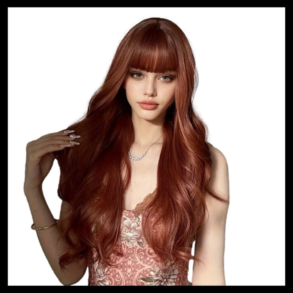 LUXURIOUS HAIR 26” Inches Synthetic Wig Color: Cinnamon - Picture 4 of 8